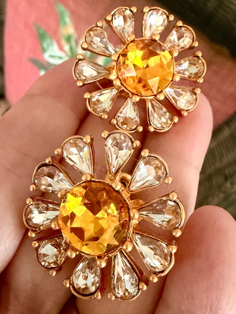 OSCAR DE LA RENTA FLOWER EARRINGS Gold/Citrine Crystal Daisy Stud Post - Picture 3 of 12